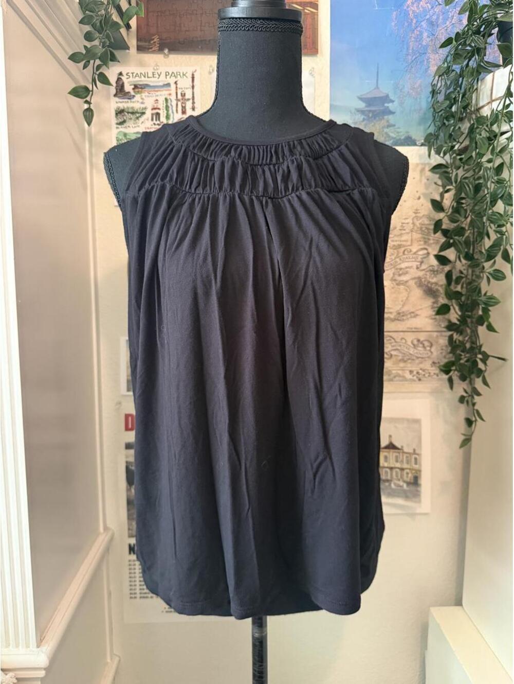 Simply Vera Vera Wang Black Ruched Babydoll Tunic Top